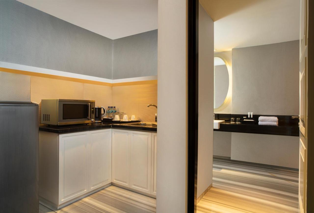 Artotel Ts Suites Сурабая Екстер'єр фото